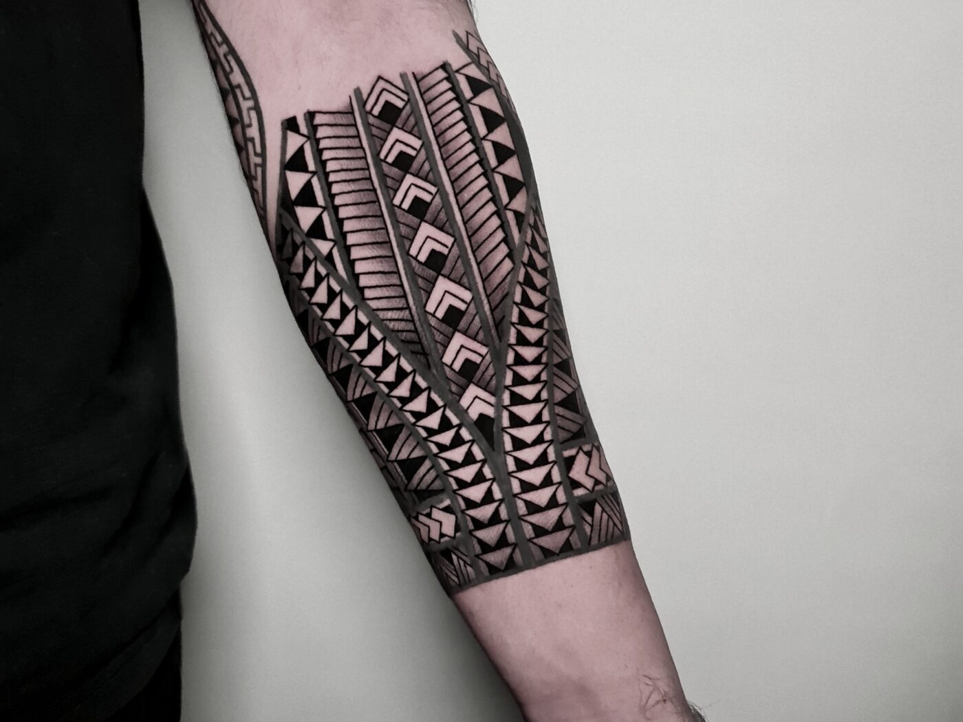 Blackwork tattoo by Hypnotic Art Tattoo Studio, Milton Keynes
