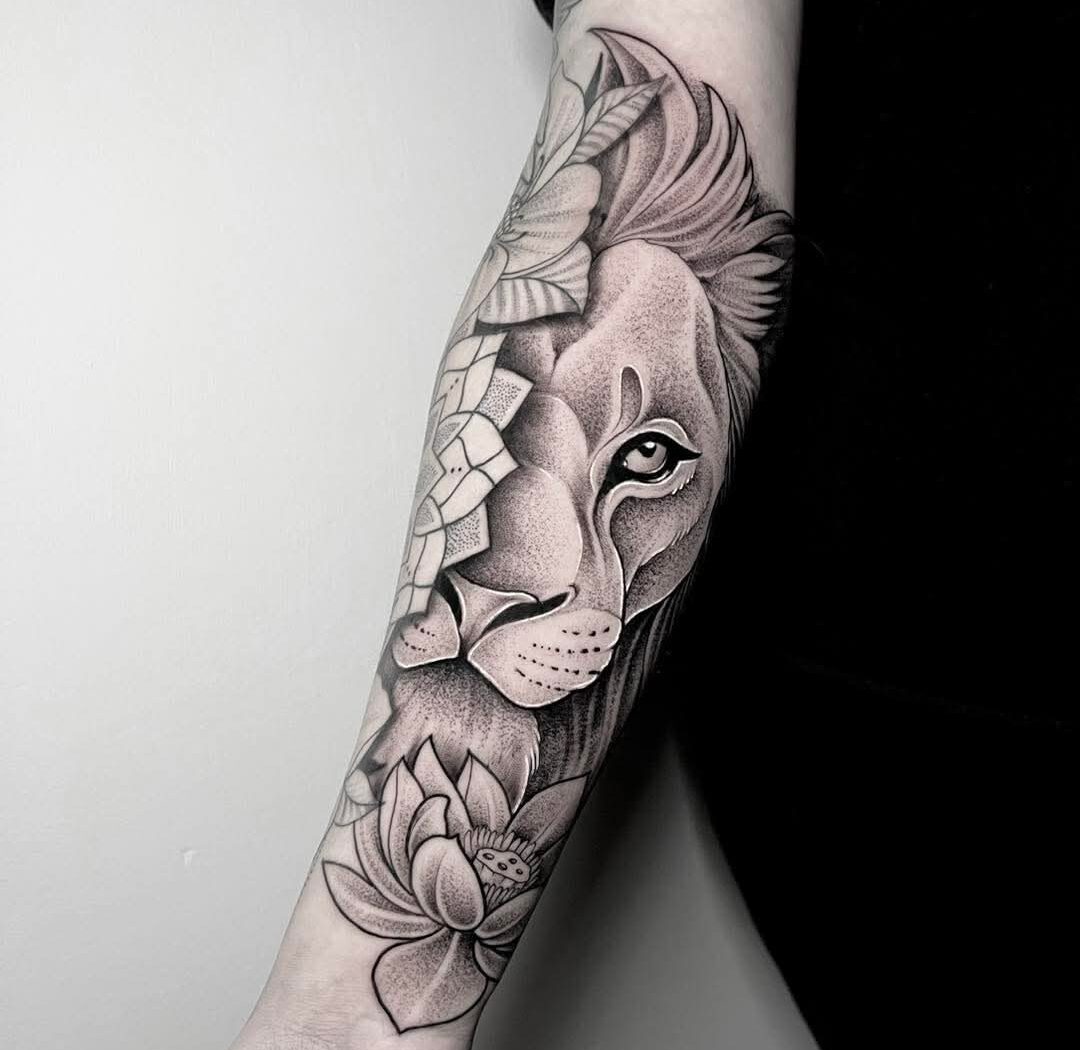 Blackwork tattoo by Hypnotic Art Tattoo Studio, Milton Keynes