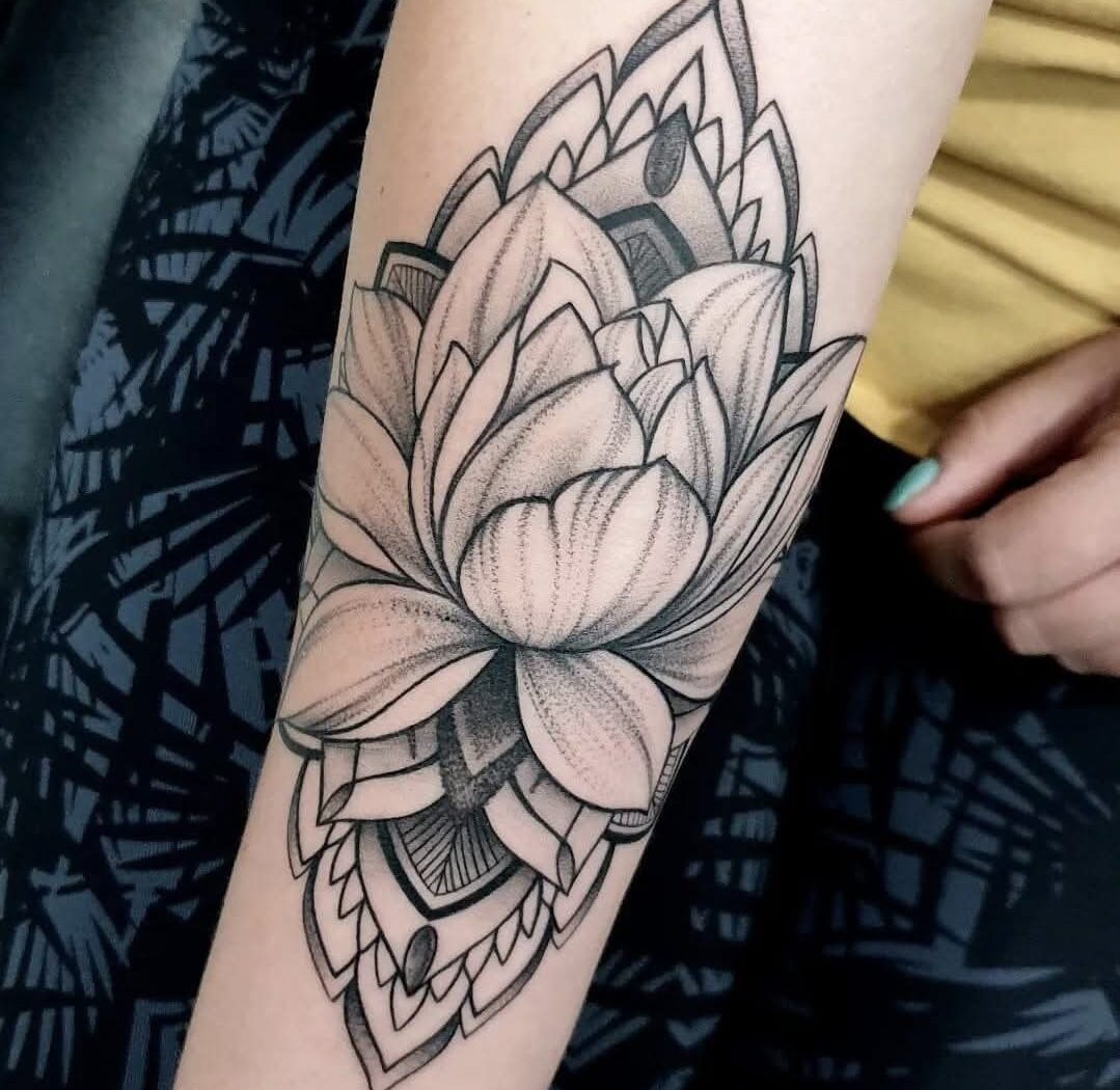 Fine line and mandala tattoo by Hypnotic Art Tattoo Studio, Milton Keynes